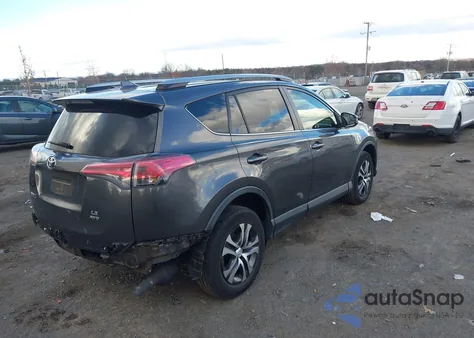 2017 Toyota Rav4 Le z USA, uszkodzony, nr VIN JTMBFREV0HJ122394